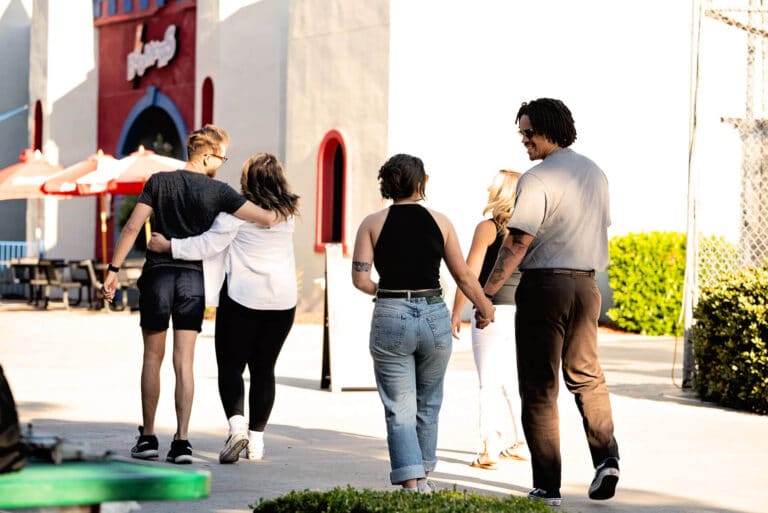 guests walk toward Boomers Modesto CA