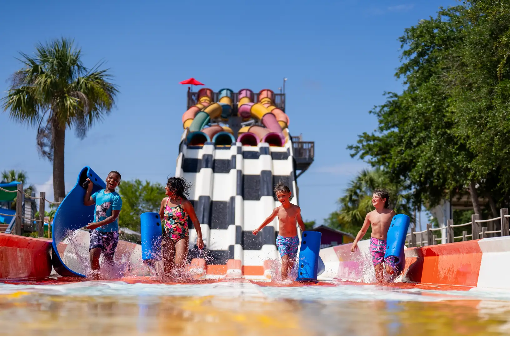 giat water slides at big kahunas water park